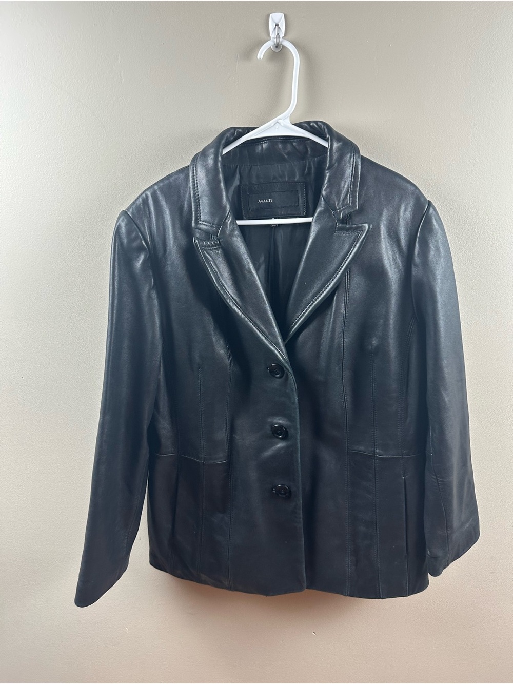 Avanti Black Leather Button-Front Women's Jacket